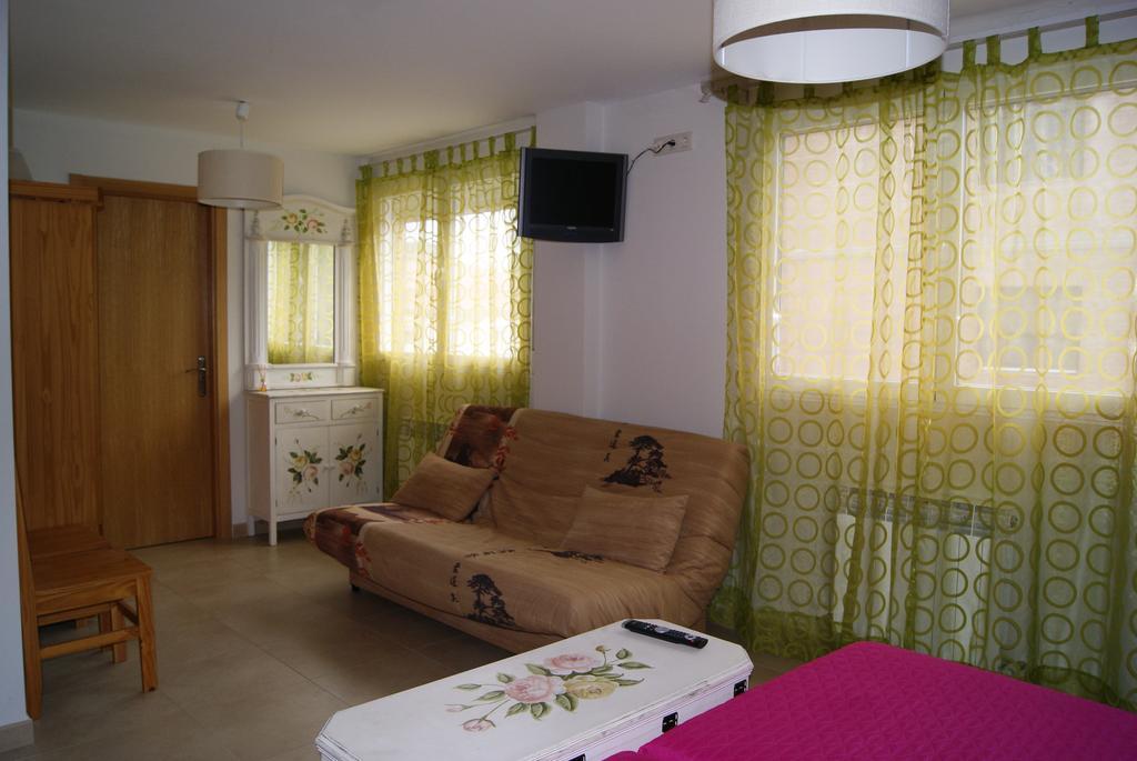 Hostal Penacardena Igea Luaran gambar